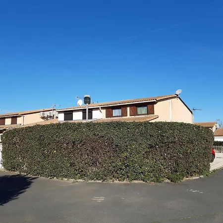Côte D'azur: Beachside Retreat With Wi-fi & Terrace Portiragnes